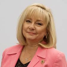 Nadine Morris's Instagram, Twitter & Facebook