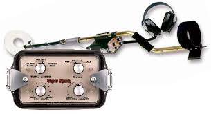 I haven't used it enough yet to really go into detail like some of the people out there running one who can tell you what a chain, gold rings and coins another great thing about the metal detector is once you have your discrimination set and ground balanced, anyone can use it. Tesoro Tiger Shark Md Hunter Blog