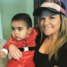 Amber Colson's Instagram, Twitter & Facebook