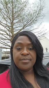 Ebony Mercer's Instagram, Twitter & Facebook