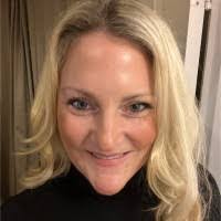 Beverley Walton's Instagram, Twitter & Facebook