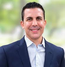 Peter Ventre's Instagram, Twitter & Facebook