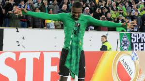Paul pogba may yet end up at real madrid, after many years of rumours regarding a switch to spain, with the midfielder's agent, mino raiola, suggesting that a swap deal involving eden hazard could. Pogba Berater Raiola Attackiert Manuniteds Solskjaer Bis Jetzt War Ich Vielleicht Zu Nett Zu Ihm Transfermarkt