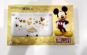 New nintendo 2ds xl familia nintendo 3ds nintendo. Nintendo 3ds Xl Launch Edition White Handheld System For Sale Online Ebay