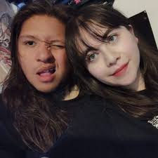 Nose que hacer banda :/ Por un lado tengo pendiente terminarme el God of  war 4 de Playstation 🪓 Por Xbox tengo el Indiana Jones 💚 Por nintendo  tengo El Zelda Echoes