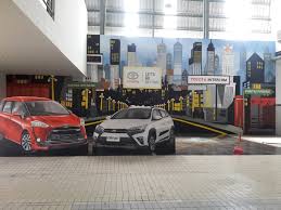 Pencarian terkait lowongan pt toyota. Toyota Intercom Padang Showroom Mobil Dengan Spot Foto Photobooth 3d Trick Art Yang Keren