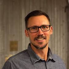 Eric Badgett's Instagram, Twitter & Facebook