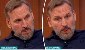 Susanna Reid comes out in a RASH after 'stroking' Piers Morgan