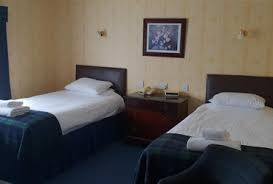 Room was comfortable and clean. Home The Bruce Hotel