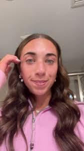 Megan Arnett's Instagram, Twitter & Facebook