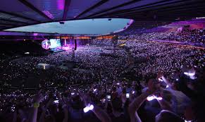 Hampden was het grootste stadion ter wereld toen het werd geopend, met een capaciteit van meer dan 100.000. Hampden Park Stadium On Twitter On This Day In 2016 Coldplay Performed Their A Head Full Of Dreams Show At Hampden Were You At This Concert Https T Co H9oeub8t0t