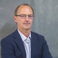 4100+ "Öhman" profiles