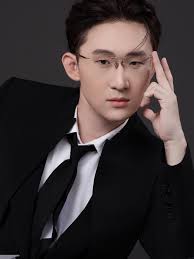 Kim Sea (@mr_kimsea) • Instagram photos and videos