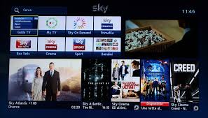 A casa sua gli altri componenti della famiglia non se la passano meglio e il suo contributo era essenziale. Sky Nuova Home Page Sui Decoder E Alta Definizione Su On Demand Hdblog It