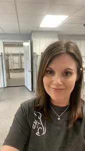 I'm looking to hire an EXPERIENCED dog groomer. If interested email me at  laurinda@tcworks.net with a résumé, pictures of your work and 3 references.  Thanks!