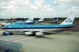 There was more space, classier interiors and bolder designs. Ciao Combi Klm Sends Its 747 Fleet Off Into The Sunset Airlinereporter Airlinereporter