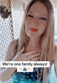 Ginger Crawford's Instagram, Twitter & Facebook