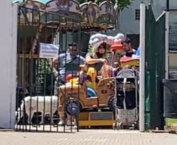 El rumor de romance estaba instalado desde días atrás. Fin Del Distanciamiento Social Tambien Para Jimena Baron Y El Tucu Lopez Salida En Pareja Almuerzo Y Visita A La Calesita Con Momo Gente Online