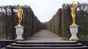 Der große garten in herrenhausen zählt zu den bedeutendsten barockgärten in europa und ist das historische kernstück der herrenhäuser gärten. Herrenhauser Garten Hannover Sophies Grunes Meisterwerk
