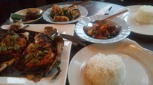 For more information and source, see on this link : Restoran Golek Golek Kedai Makan Sedap Di Gombak Saji My