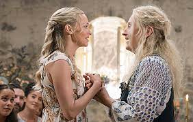 Five years after the events of mamma mia! Mamma Mia Here We Go Again Kritik Trailer Filmclicks