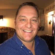 Alex Pond's Instagram, Twitter & Facebook