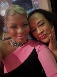 Got the chance to attend the @londonlamartn re-election kickoff event and  met so many amazing people from our community. Grateful for the connection,  energy, and vision — the movement's real. 💯 @beautyandcompanymemphis @