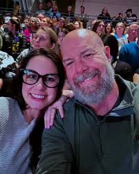 Cancer benefit concert by @cureboundofficial featuring Elton John! His  voice is just soooo good! What a beautiful night supporting this cause!  #curecancer #eltonjohn