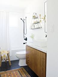 So you're renovating your bathroom, but aren't too sure who does what, and when? Schuecasa Guest Bathroom Inspiration Schue Love