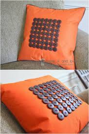 They can be the jewelry of any room, and if you can make a throw pillow out of unique fabric, you can completely change the look of any room! 30 Easy Diy Accent Pillows That You Can Make In An Afternoon Diy Crafts