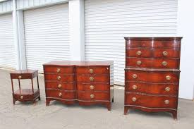 Premier queen anne upholstered storage bench alcott hill. Vintage Queen Anne Drexel Furniture Bedroom Dresser Estatesales Org