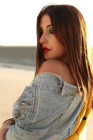 When did you first know you wanted to pursue a creative path  professionally?