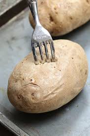 This extends the cooking time necessary for a large baked potato. How Long To Bake A Potato For A Perfect Baked Potato Tipbuzz