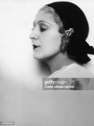 21,538 Caroline Black Stock Photos, High-Res Pictures, and Images