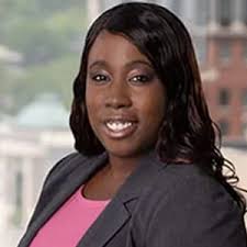 Tiffani Robinson's Instagram, Twitter & Facebook