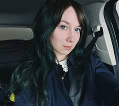 Update A Year Later Arctic Fox Aquamarine On Virgin Light Brown Hair Multiple Layers Over Time Right Now Arctic Fox Aquamarine Light Brown Hair Arctic Fox
