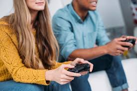 Una lista con videojuegos infantiles que podrán jugar juntos padres e hijos. Jugar A Videojuegos Es Bueno O Malo Para La Salud