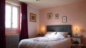 Chambre 2 ou 3 personnes. Chambre Rose Bonbon En Perigord Dordogne Chambres D Hotes Perigord Dordogne Les Tuileries De Chanteloup