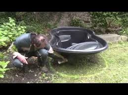 Comment installer un petit bassin préformé ? Comment Installer Un Bassin Preforme Ubbink Dans Son Jardin Youtube