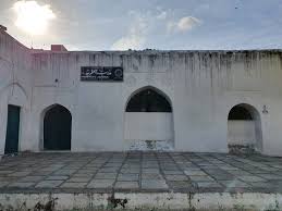 Dar al shifa combines the best of all practices to ensure a quality service for its patients. Hyderabad S First Hospital Built In 1595 Dar Ul Shifa Still Standing