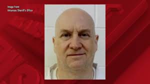 FBI offers $10K reward in search for escaped inmate Grant Hardin