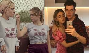 Aimee y adam están juntos y aparecen acostándose en el instituto. Sex Education Cast Who Plays Aimee Who Is Aimee Lou Wood Tv Radio Showbiz Tv Express Co Uk