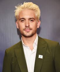 In today's vlog i got to spend one full day at the store before heading back out on tour. Platinum Blond Hair Is Trending For Men In Hollywood