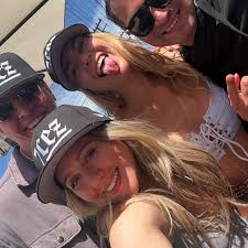 Get outside. Right now. With your friends. That is all ☀️🙌🙏