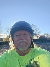 Hi! I'm new to this group. I recently joined because I love bikes and women