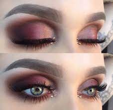 Renkli Far Makyaji Nasil Yapilir Renkli Goz Makyaji Onerileri Eye Makeup Blue Eye Makeup Tutorial Blue Eye Makeup