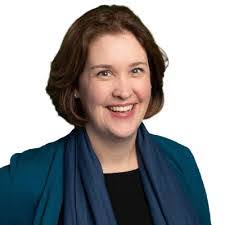 Elizabeth Zack's Instagram, Twitter & Facebook