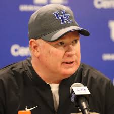 Mark Stoops previews Kentucky vs Tennessee 2021