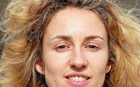 Aéroport Lorient Bretagne-Sud. La directrice n'est plus aux commandes