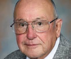 Neil Vernon's Instagram, Twitter & Facebook